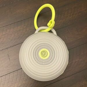 Hushh portable white noise sound machine
